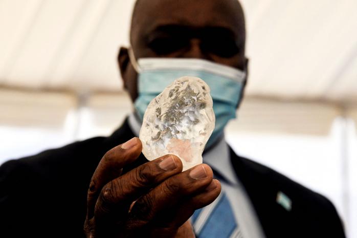 Третій найбільший у світі алмаз виявили в Африці. Фото: TRT World