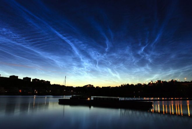 Рідкісні сріблясті хмари завітали до Європи. Фото: Gismeteo