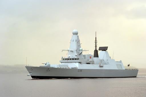Есмінець HMS Defender. Фото: korabley.net