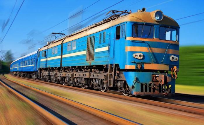 Поїзди «Укрзалізниці» запізнюються через негоду. Фото: tv5.zp.ua