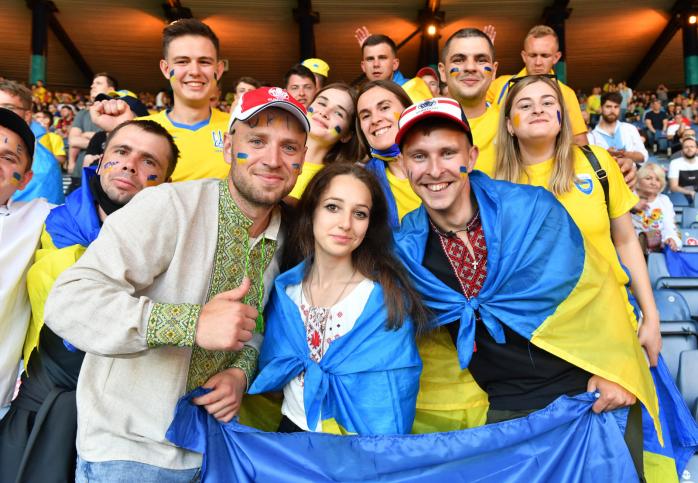 Играли, как дома — исторические фото победы Украины в Глазго, фото — УАФ