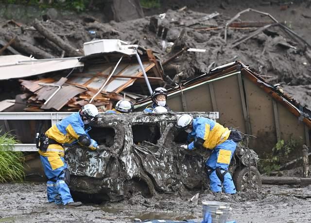 Ливни в Японии – власти объявили об эвакуации 400 тыс. человек. Фото: Твиттер