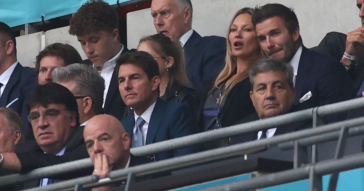 Міддлтон, Вільям, Бекхем і Том Круз — фото віп-фанатів Англії на фіналі Євро