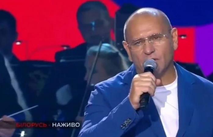 Колишній "слуга" Шевченко заспівав на «Слов'янському базарі» для Лукашенка, скріншот відео