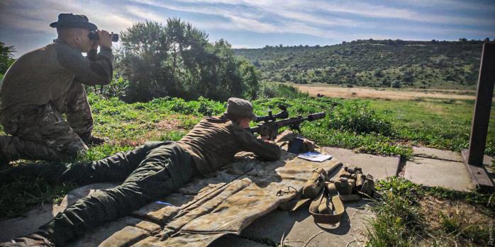 Нову українську гвинтівку почали освоювати снайпери НГУ. Фото: «Думська»