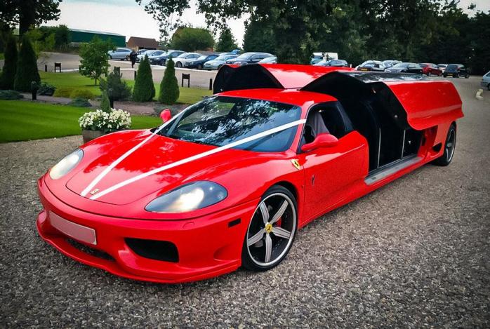 Унікальний восьмимісний лімузин Ferrari пустять з молотка. Фото: eBay