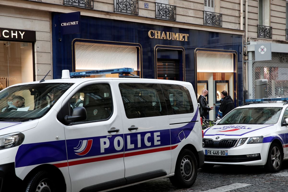 Ограбленный бутик в Париже. Фото: Reuters