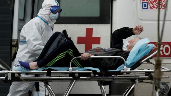 Россиянин заразил коронавирусом сразу 1500 человек. Фото AFP