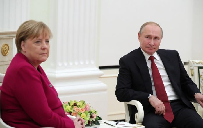 Меркель заедет к Путину перед визитом в Киев