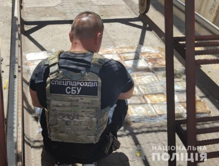 60 кг кокаїну виявили в Одеському порту, фото: МВС