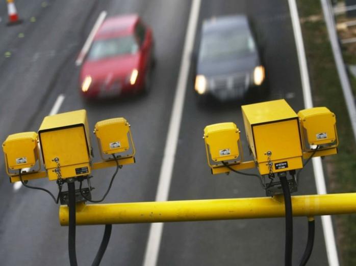 Еще 17 автоматических камер МВД раскинет на дорогах пяти областей