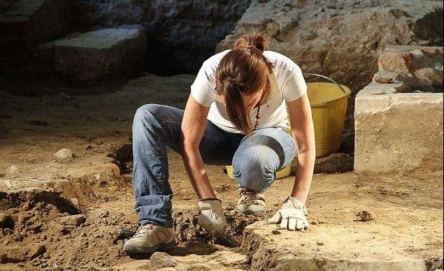 Залишки житла віком понад 30 тис. років знайшли на Запоріжжі. Фото: molbuk.ua
