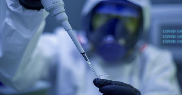 На Київщині після вакцинації від коронавірусу помер 19-річний студент