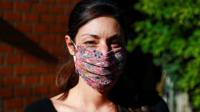 Саморобні маски дослідники вчені – чи варто носити. Фото: REUTERS