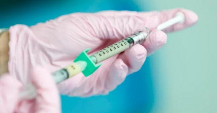 У світі триває вакцинація від коронавірусу, фото: Modern Healthcare