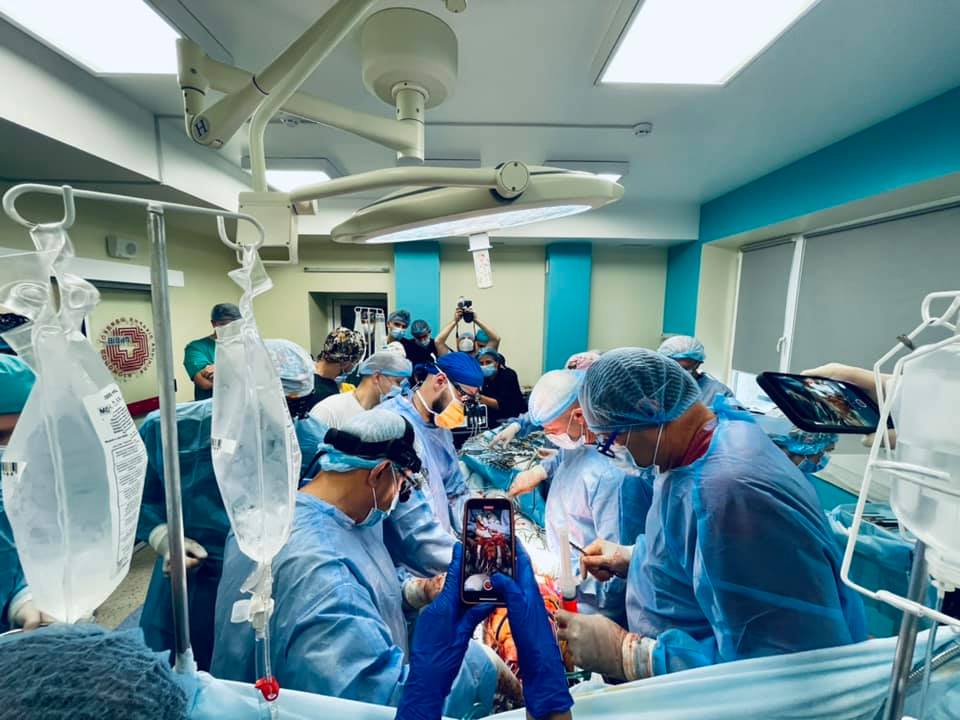 Уникальная операция во Львове. Фото: Facebook
