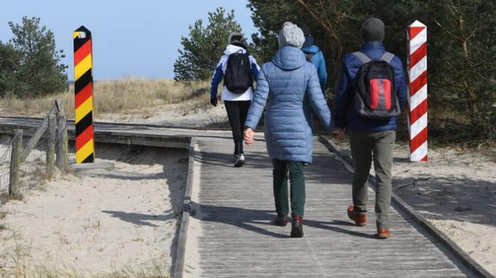 ЕС обновил список стран «зеленой» карантинной зоны — что ждет туристов из Украины
