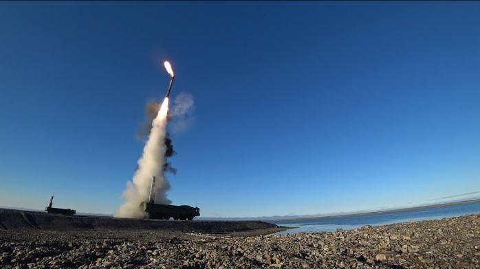 Росіяни запустили надзвукові ракети в Чорному морі на тлі навчань Rapid Trident