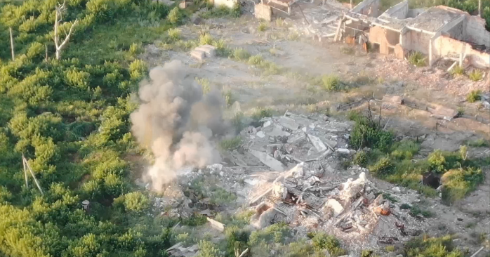 Появилось видео уничтожения боевиков в Авдеевской промзоне. Фото: Новинарня