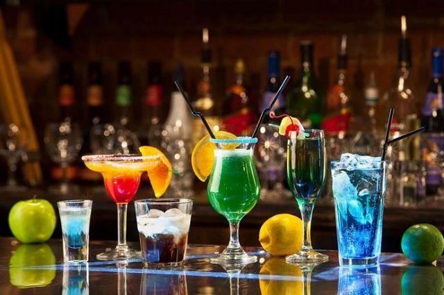 Алкоголь у ресторанах продаватимуть по-новому – що потрібно знати. Фото: aif.ua