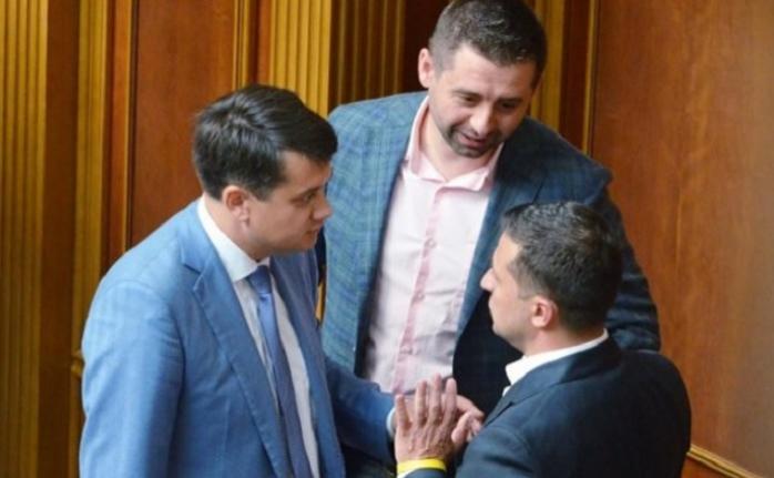 Арахамия хочет новые листы за отставку Разумкова - от себя, а не «Слуги народа»
