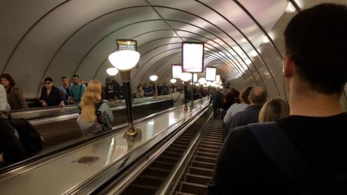 Ескалатори метро Києва зупинялися 580 разів — названо дивну причину