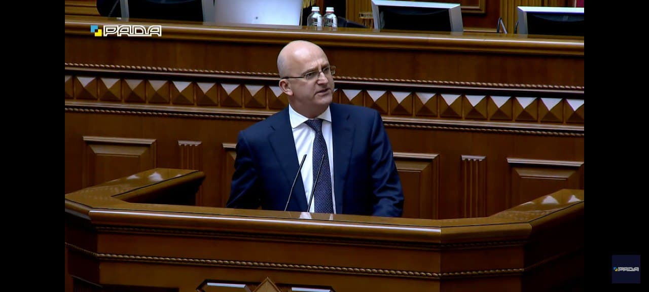 Опозиція двічі знімала Стефанчука на тлі хамства “слуг”, скріншот відео