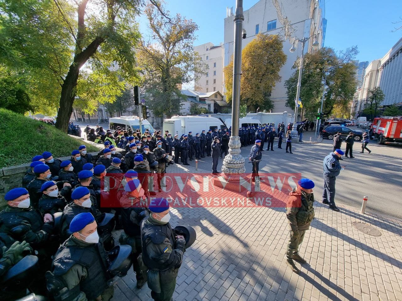 Митинг профсоюзов заблокировал центр Киева. Фото: PavlovskyNEWS