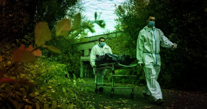 Смертность от коронавируса за сутки превысила 1 тыс. человек, фото: Минздрав