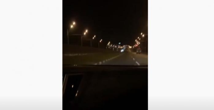 З’явилося відео з салону автомобіля, який влаштував ДТП у Харкові, скріншот відео