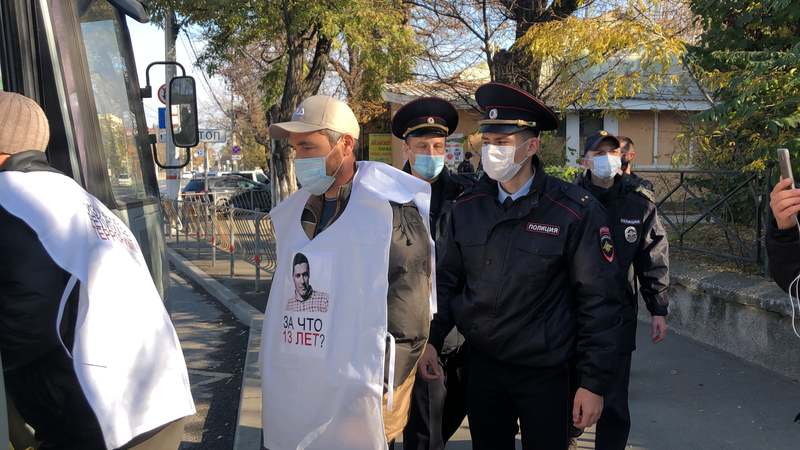 Оккупанты продолжают проводить репрессии в Крыму, фото: «Крымская солидарность»