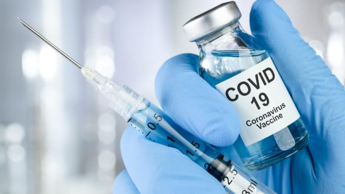 Вакцина від коронавірусу. Фото: Слово і діло