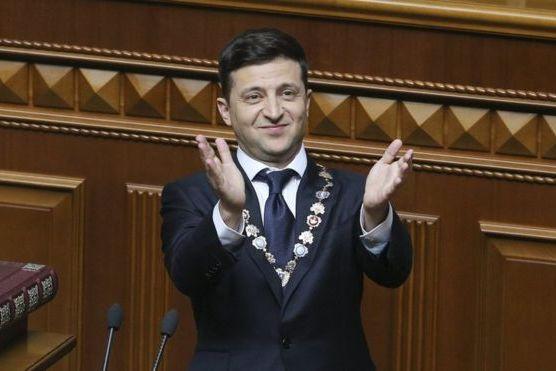 Зеленський став лідером антирейтингу – опитування. Фото: ukranews.com