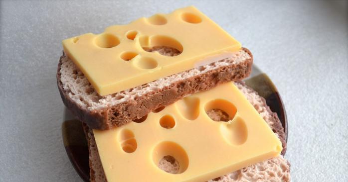 Міжнародний день сиру та хліба відзначають 15 листопада. Фото: almaty.tv