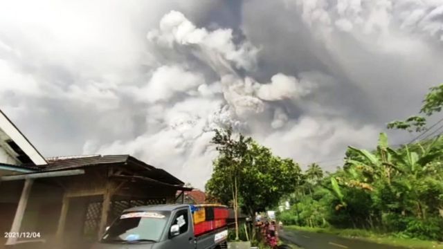 Виверження вулкана. Фото: ABC News