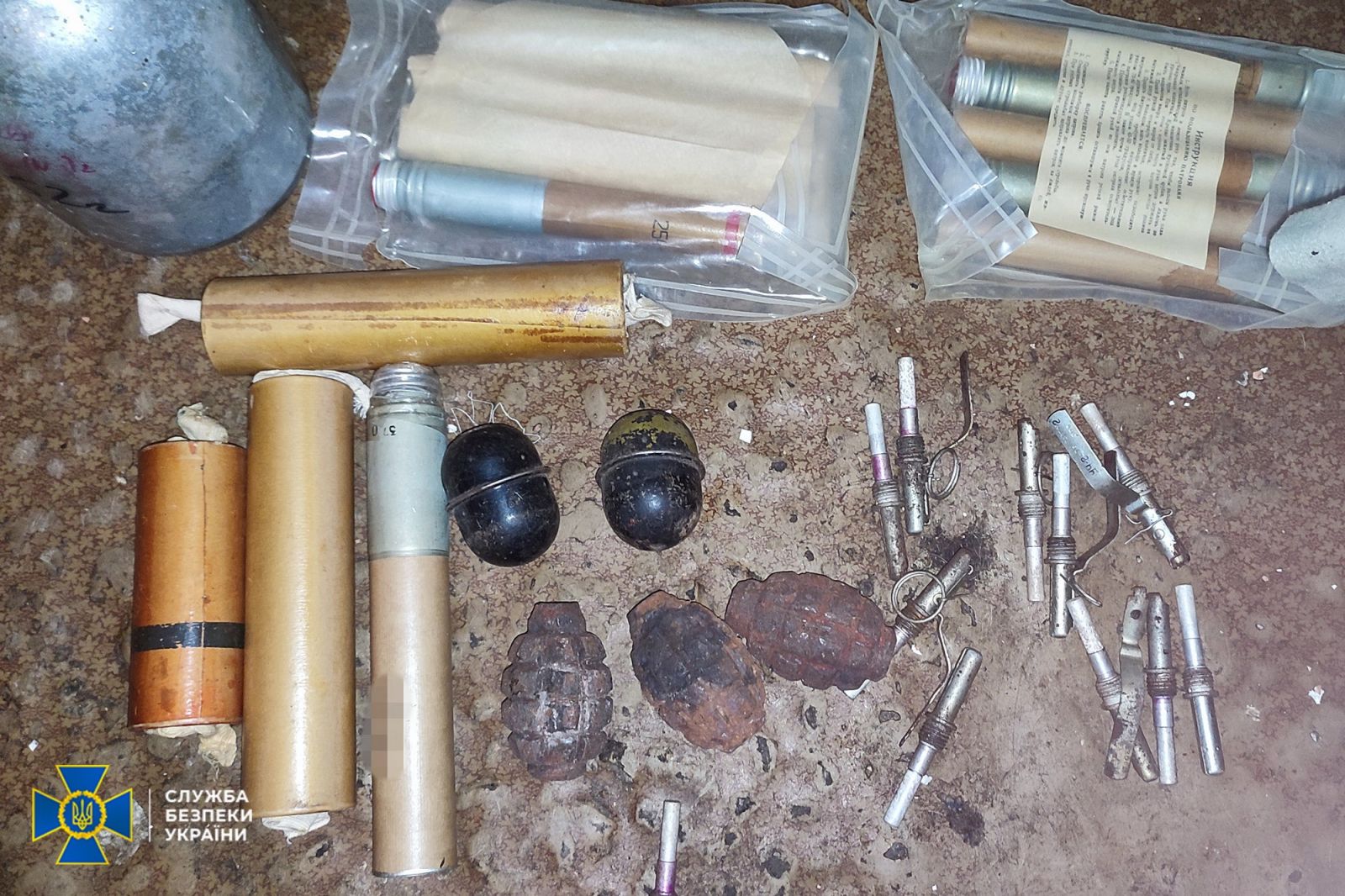 Подпольную оружейную по изготовлению взрывчатки разоблачили под Киевом. Фото: СБУ