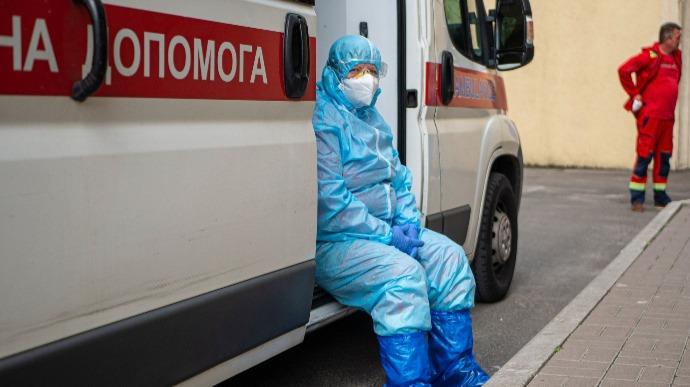 Чи загрожує «Омікрон» в Україні медичній системі, розповіла експерт. Фото: УП