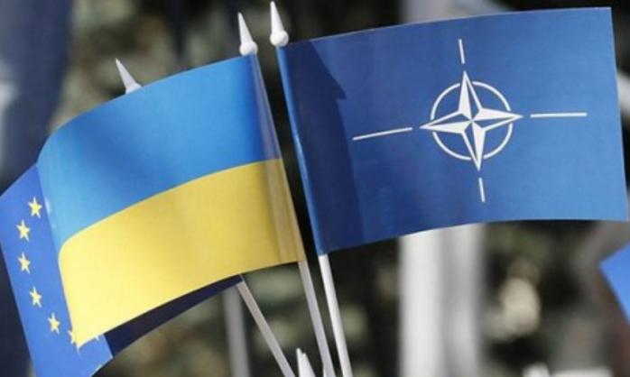 Вступление в ЕС и НАТО поддерживают 67% украинцев - опрос