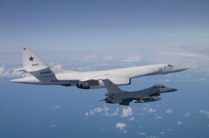 У НАТО розповіли подробиці перехоплення російських літаків. Фото: BeAirForce