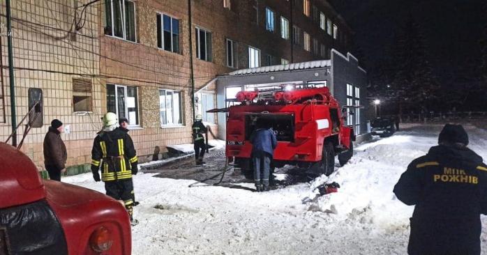 Возросло количество жертв взрыва в больнице Прикарпатья. Фото: ГСЧС