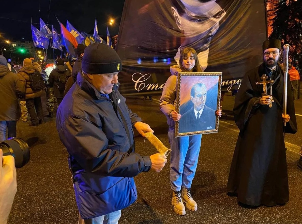 Факельное шествие в Киеве. Фото: Дмитрий Ларин, Дмитрий Хилюк