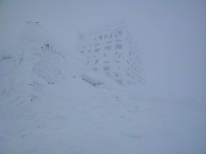Ситуація на горі Піп Іван Чорногірський вранці 9 січня, фото: Чорногірський гірський пошуково-рятувальний пост