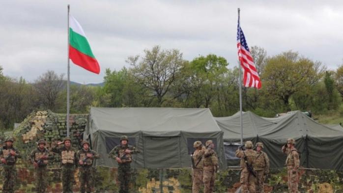 Москва вимагає забрати сили НАТО з Болгарії і Румунії