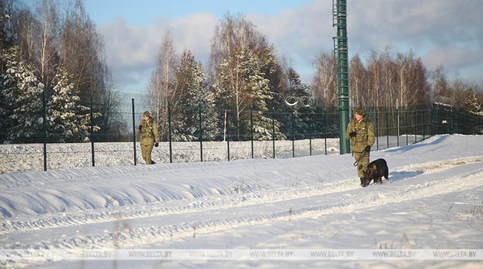 Лукашенко приказал подвести дополнительные войска к границе с Украиной, фото - Белта