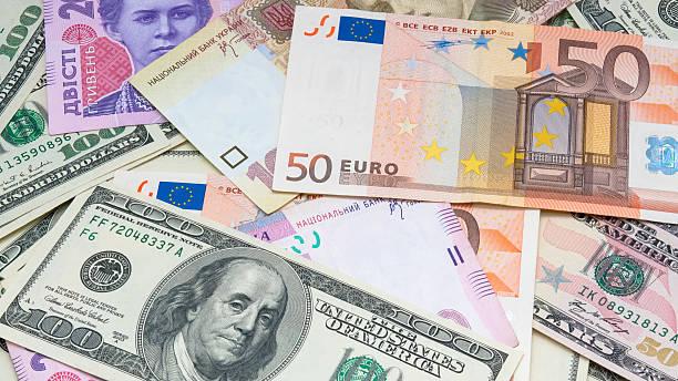 Обмінники засвітили нові курси валют. Фото: istoc