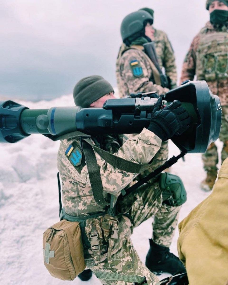 ВСУ учат стрелять из гранатометов NLAW, фото - Минобороны