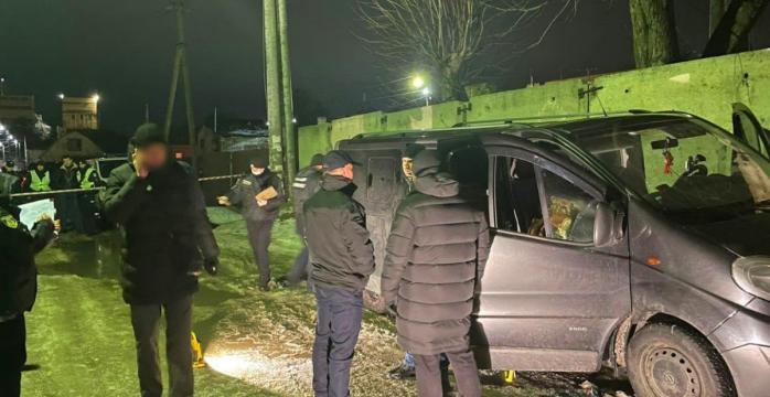 Вечером 29 января в Киевской области обнаружили черный фургон предпринимателей из Волыни, фото: Нацполиция