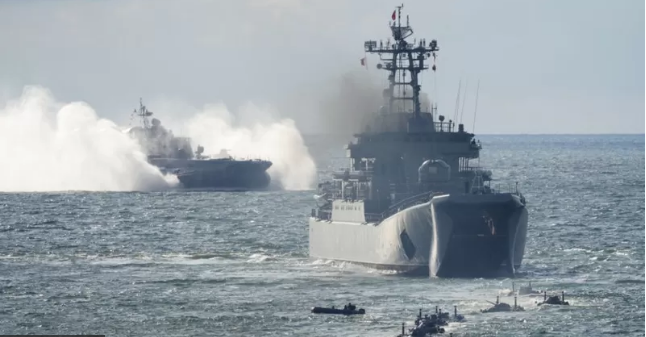 Еще один отряд больших десантных кораблей ВМФ России вошел в Черное море