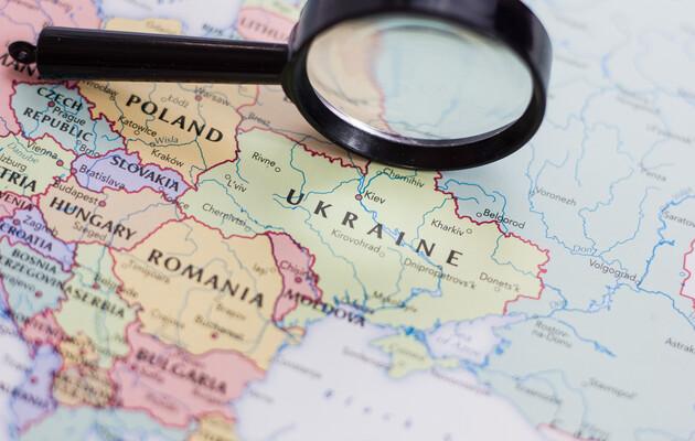 Еще две страны перевозят свои дипмиссии во Львов – подробности. Фото: depositphotos/sharafmaksumov