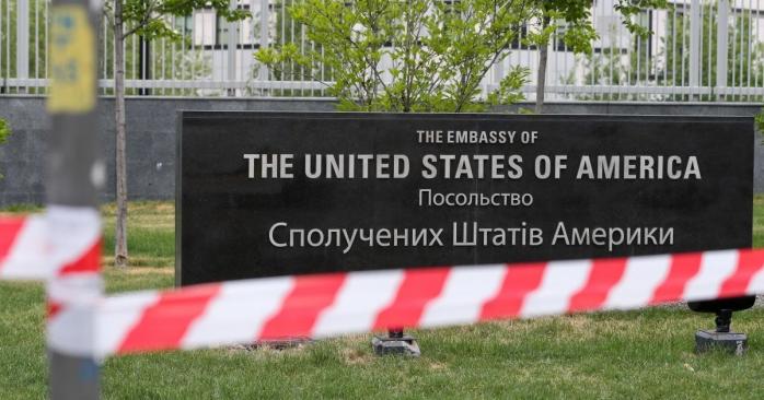 Дипломаты США получили приказ уехать из Украины, они будут ночевать в Польше